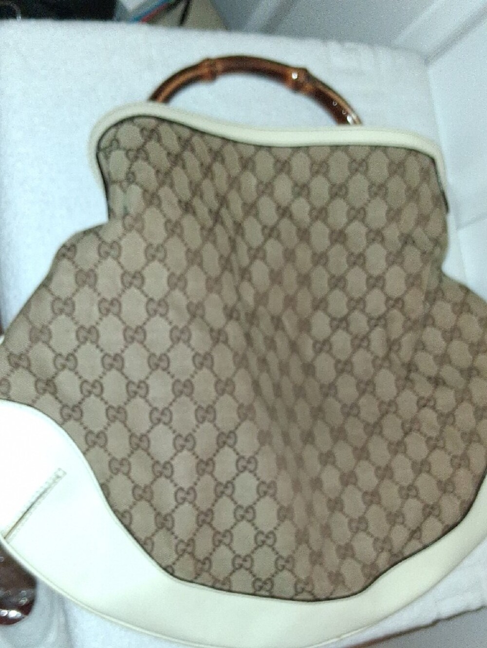 Gucci Brown GG Canvas Hobo with Bamboo Handle and Cream Trim - Picture 11 of 13